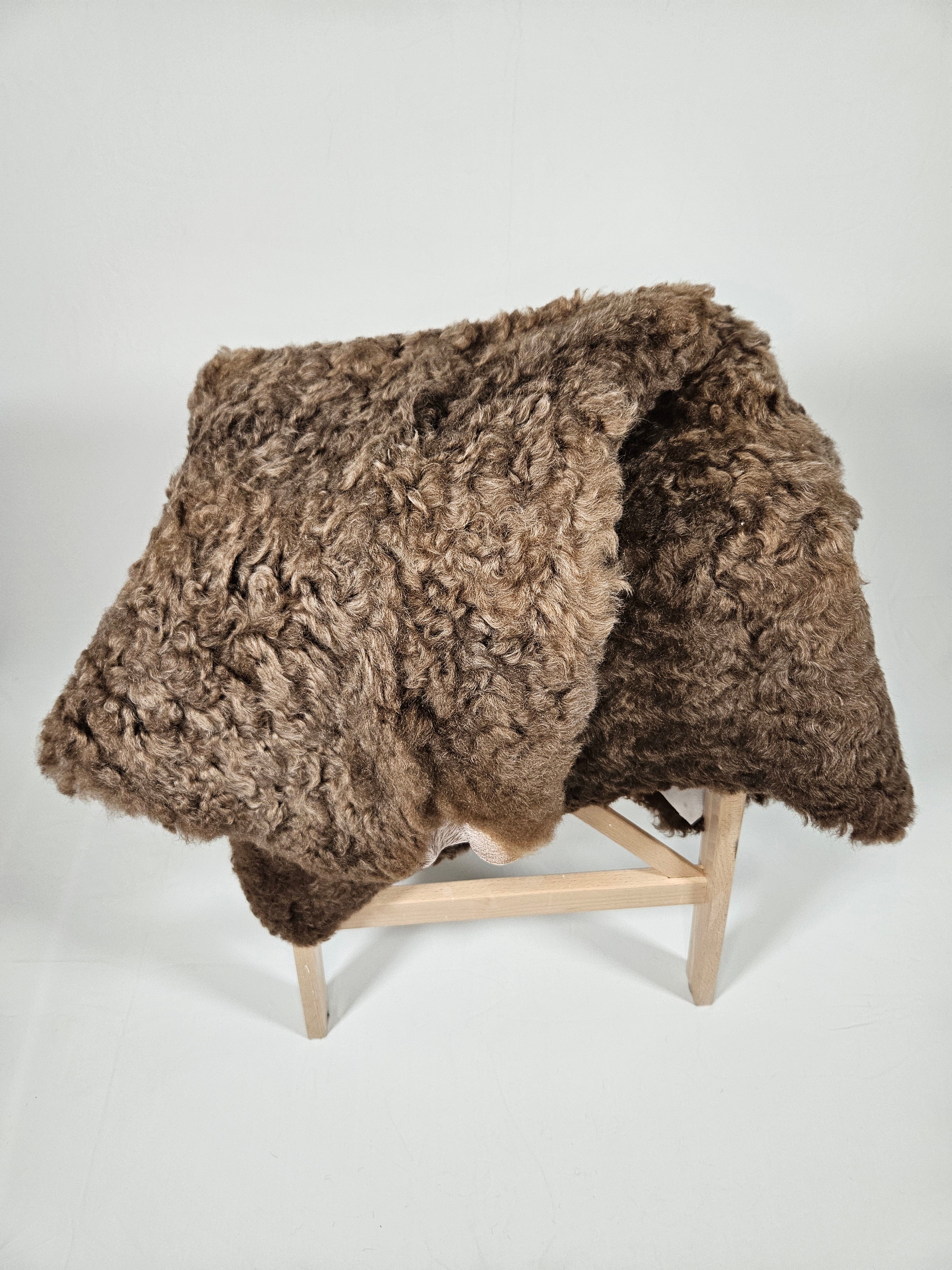 Brunt fårskinn 3010