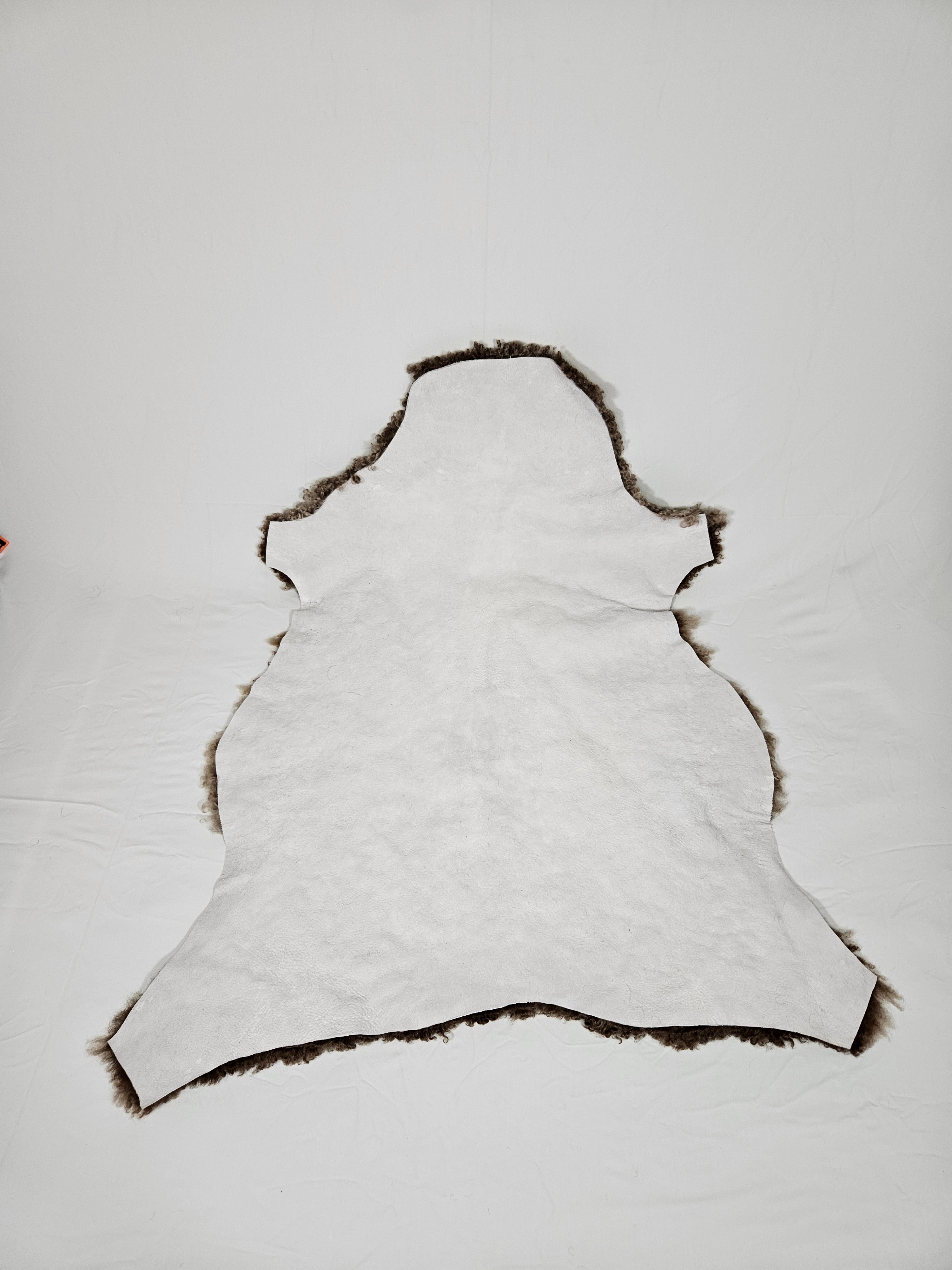 Brunt fårskinn 3001