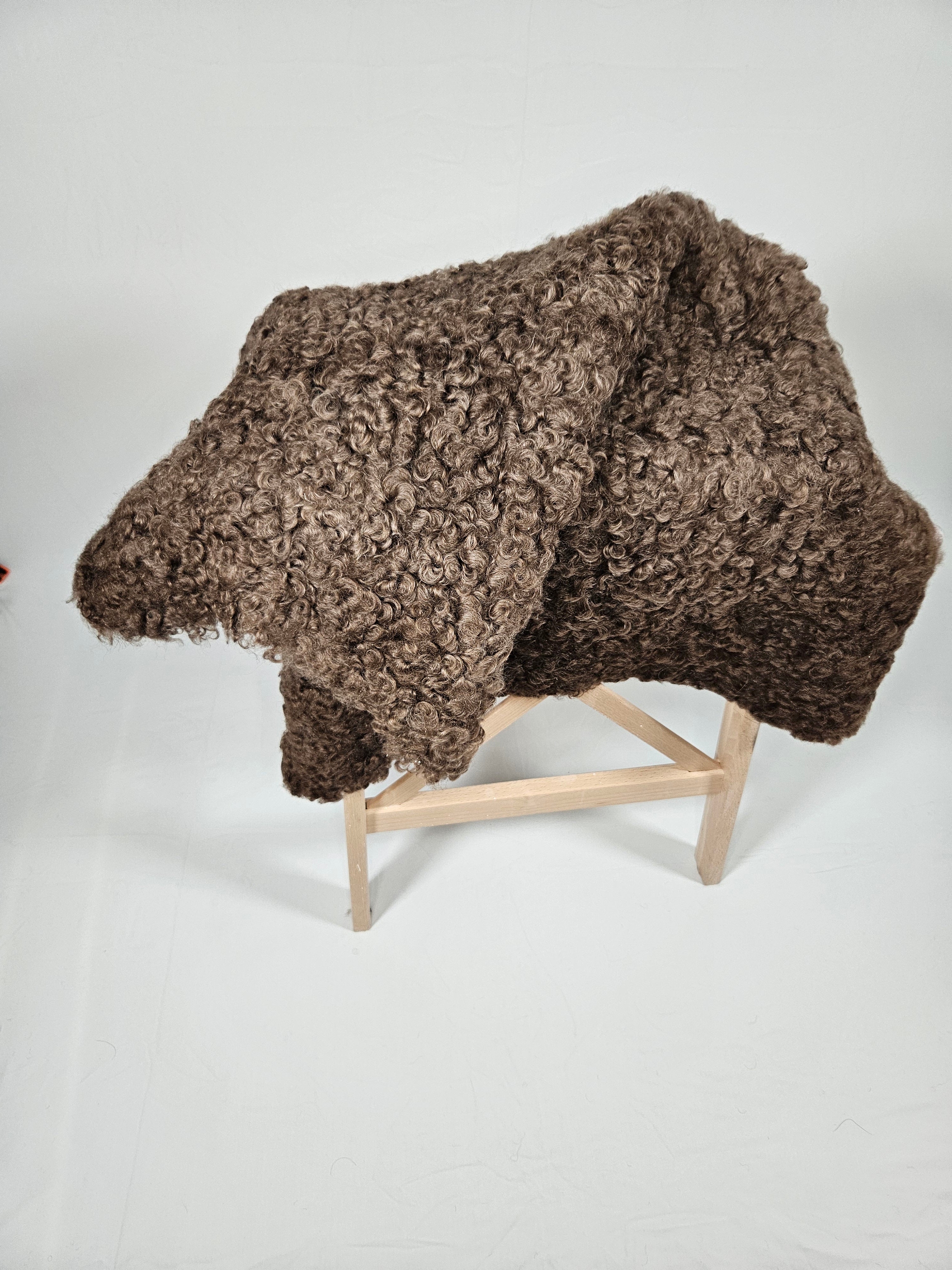 Brunt fårskinn 3006