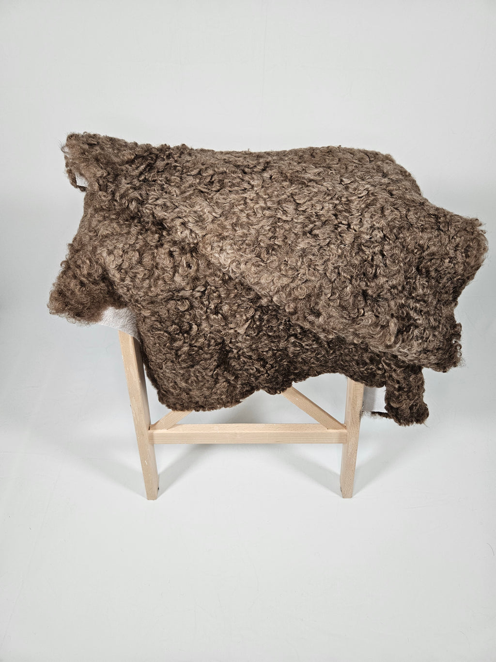 Brunt fårskinn 3013