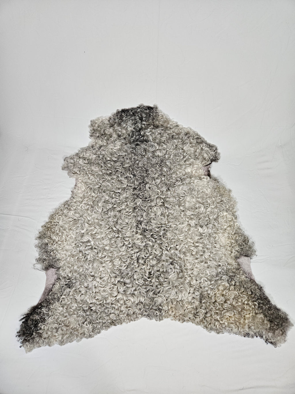 Grått fårskinn 1002