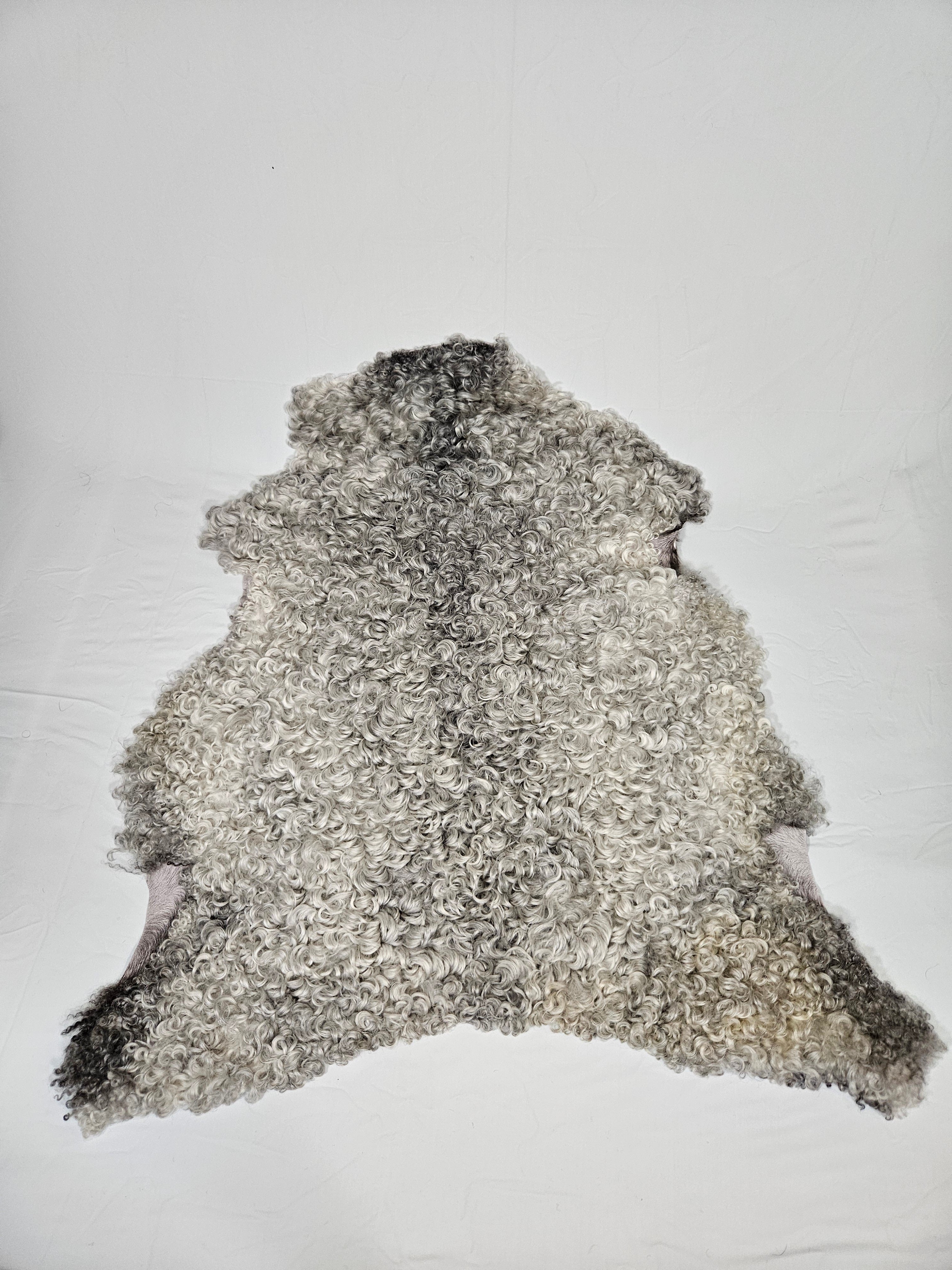 Grått fårskinn 1002