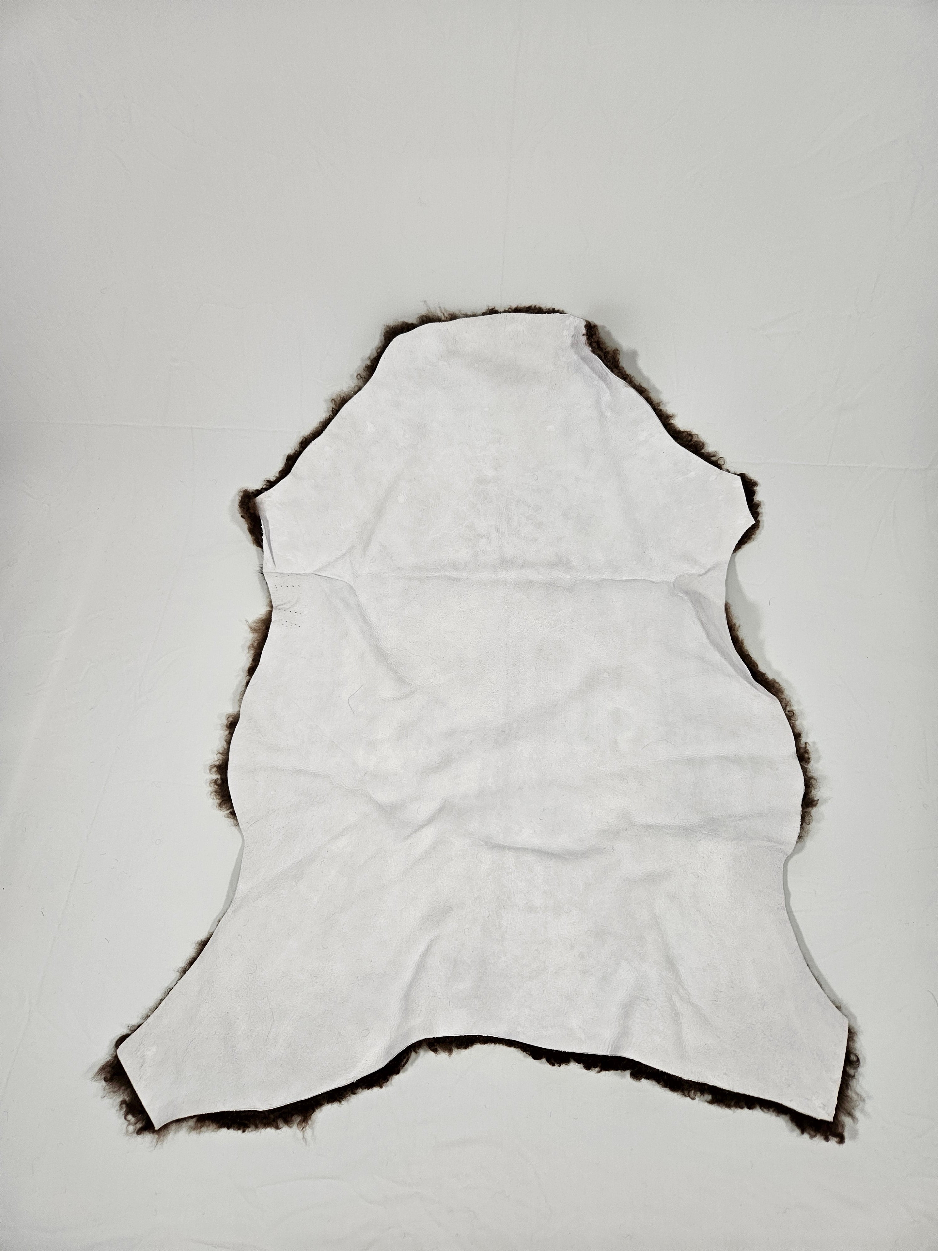 Brunt fårskinn 3013