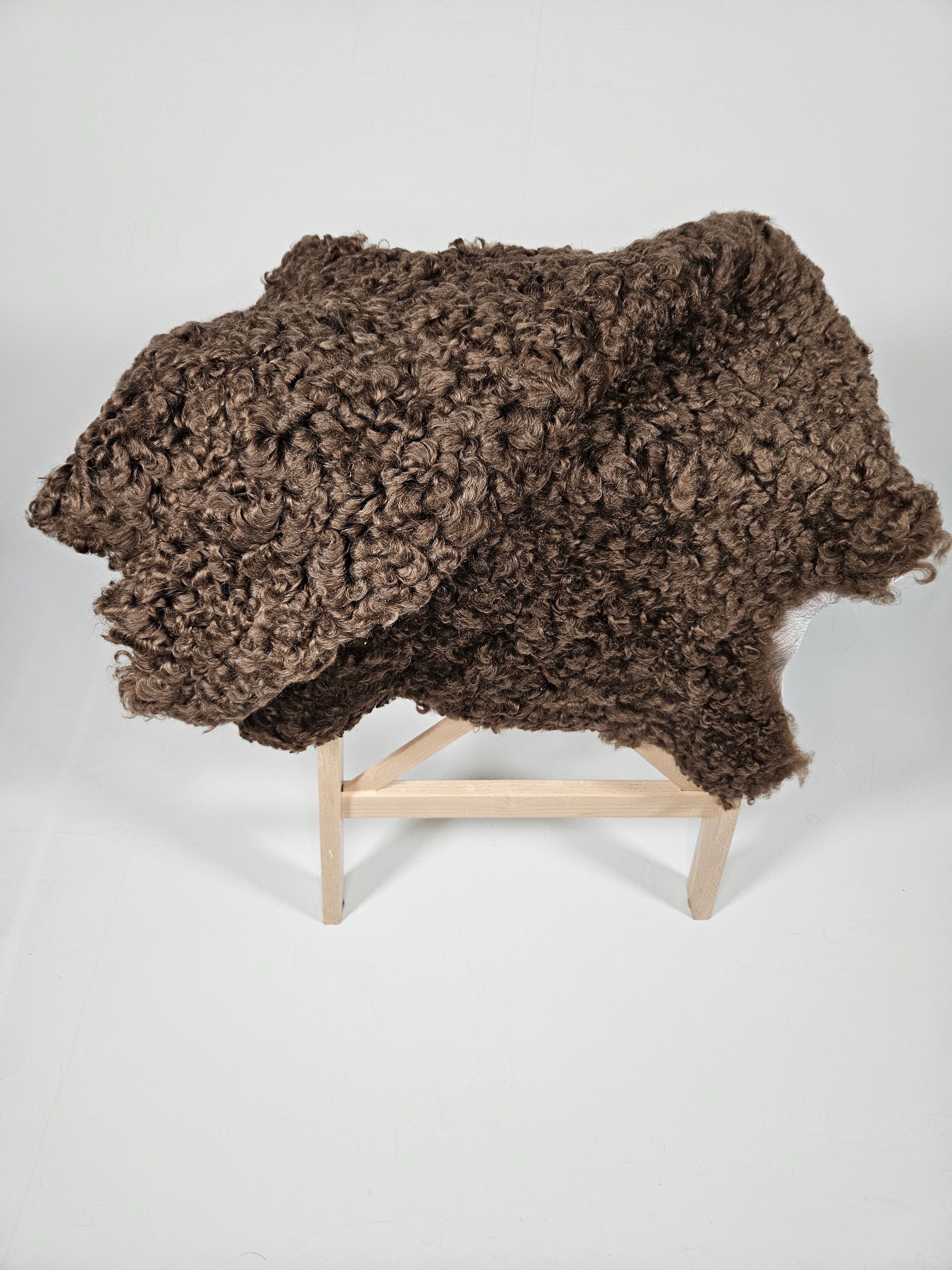 Brunt fårskinn 3011