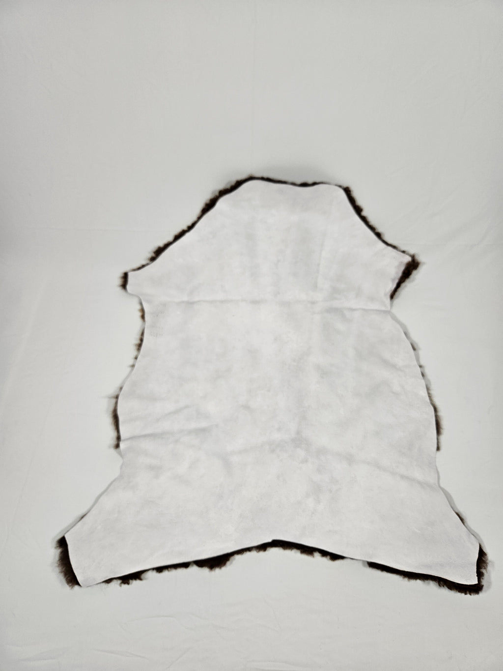 Brunt fårskinn 3009