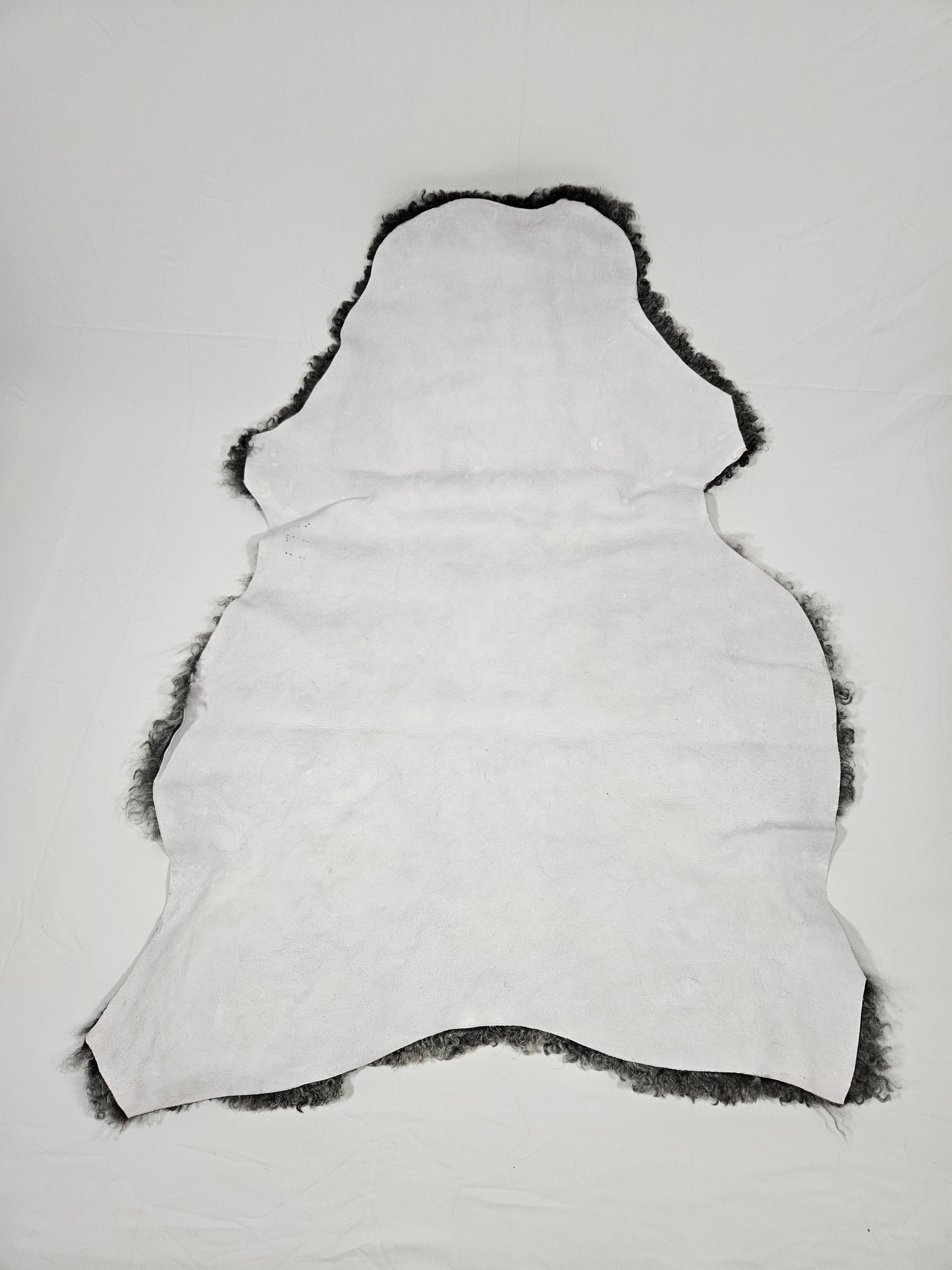 Grått fårskinn 1008