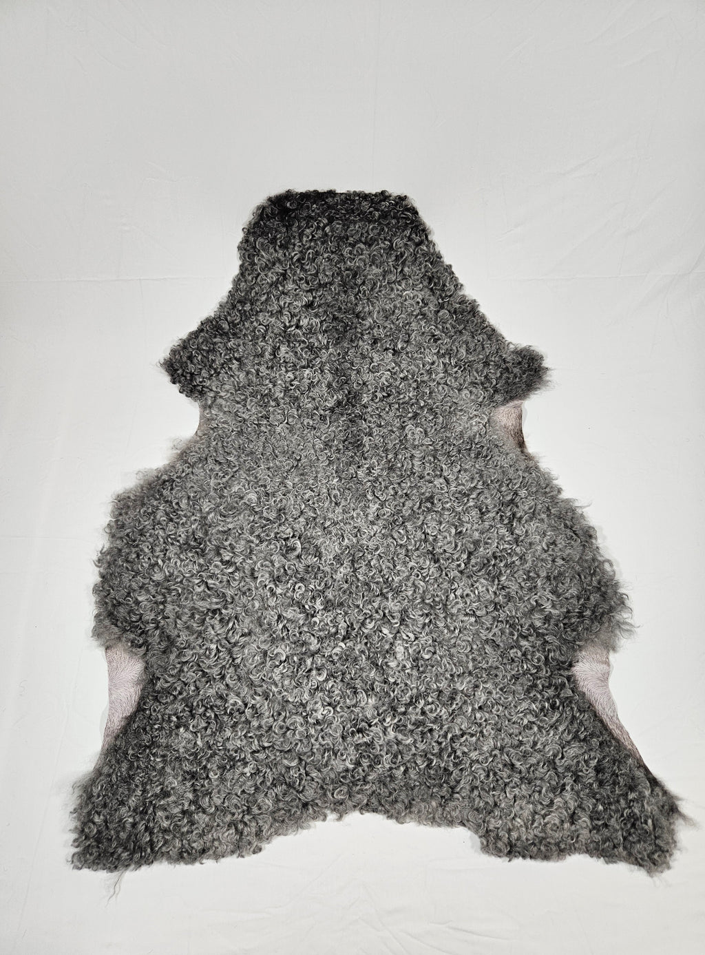 Grått fårskinn 1008